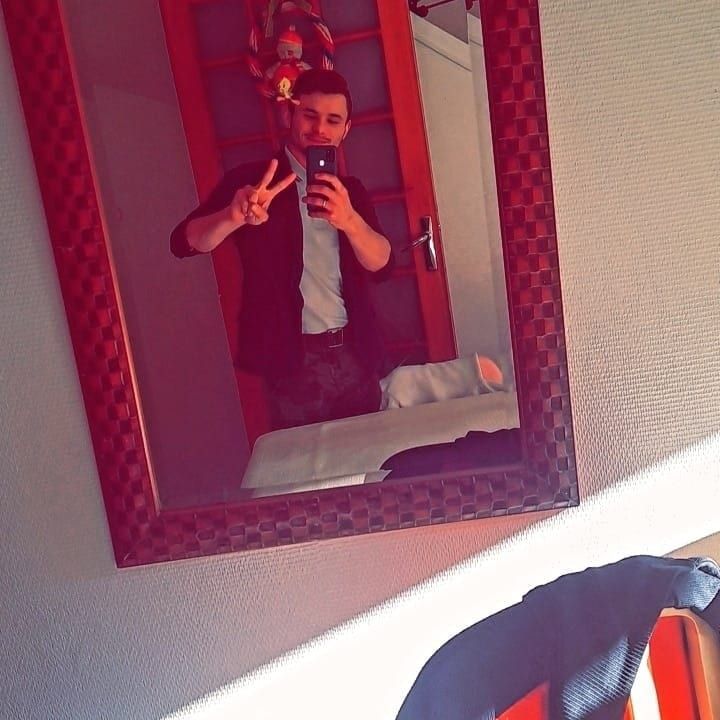 Perfil de Tayeb