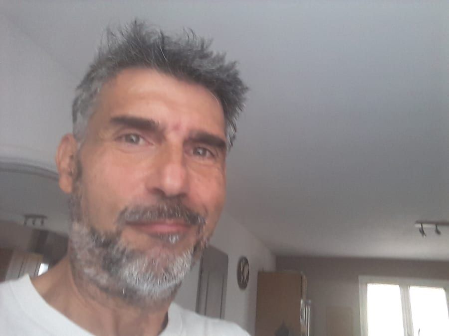 Perfil de Zachari